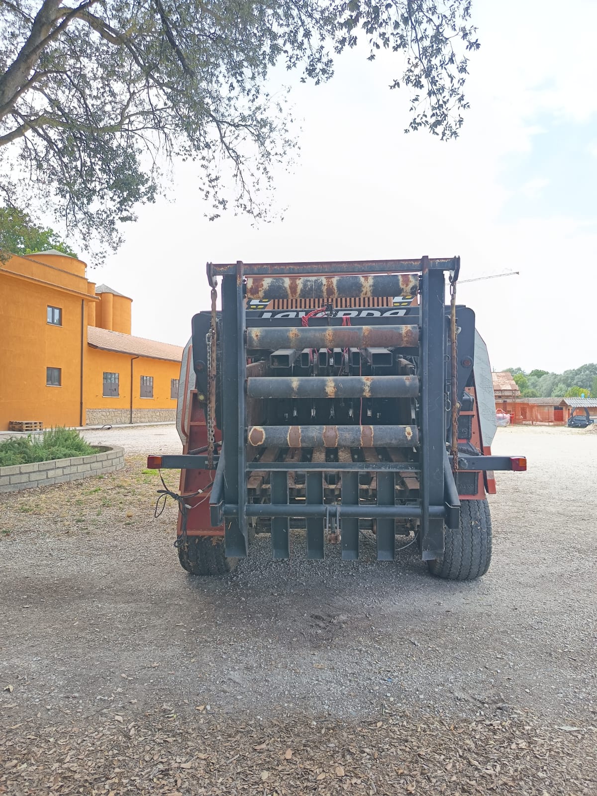 
								Pressa quadra Laverda LB 12.85 Tandem usata – anno 2002 – Prezzo su richiesta full									