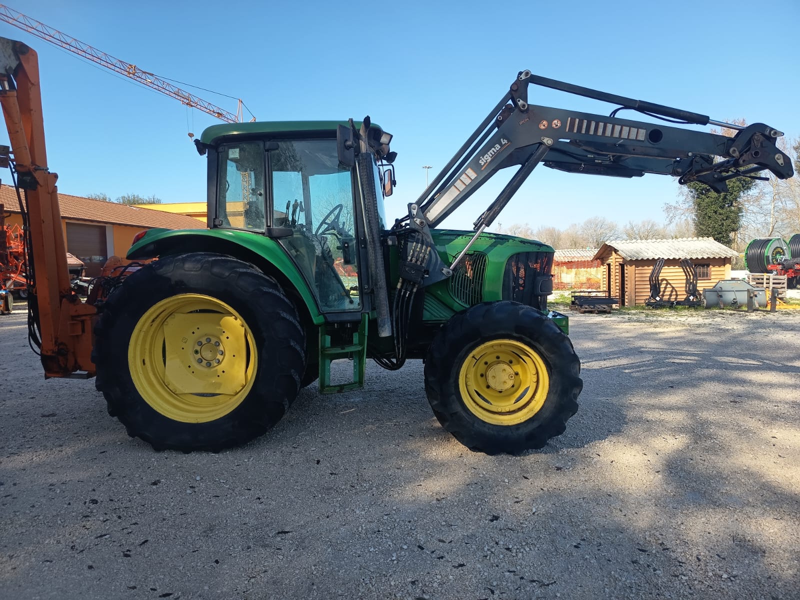 
								Trattore agricolo usato JOHN DEERE SE 6320 – 2002 – 12.400 ore – 105CV – € 30.000 full									