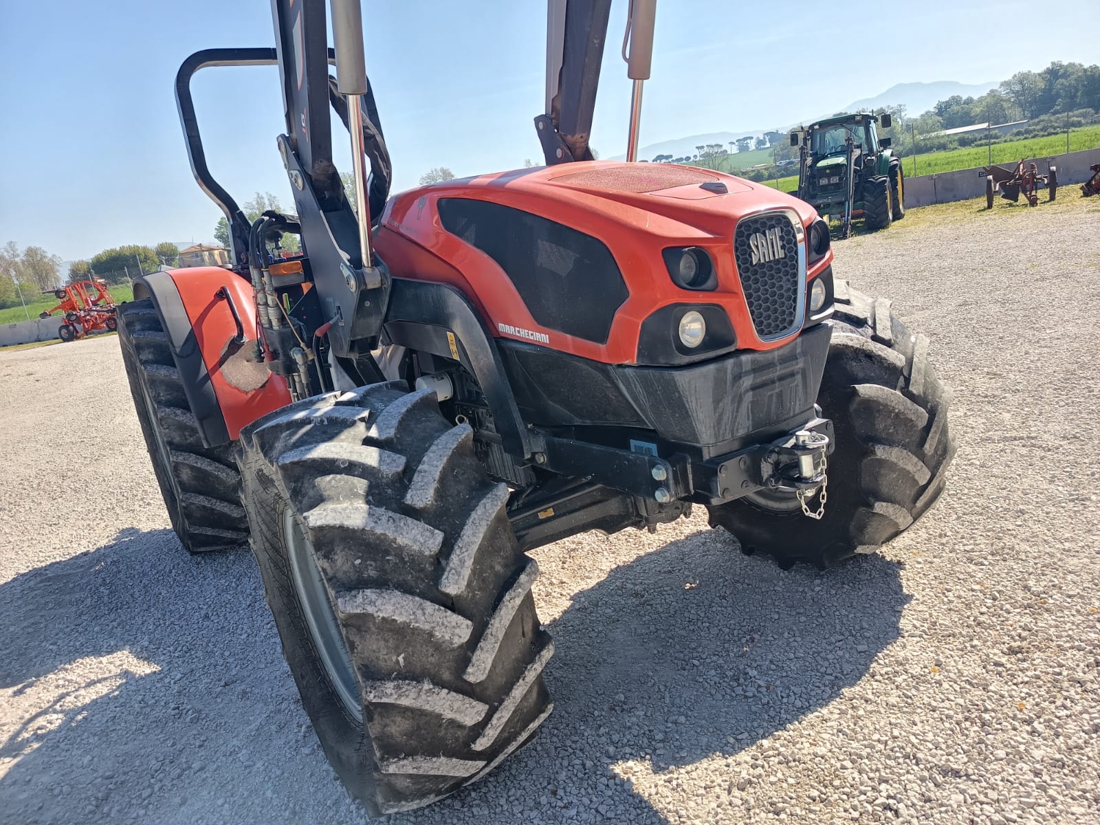 
								Trattore Agricolo Usato Same Explorer 105 TB con Caricatore Frontale Sigma 4 Iron – 105 CV – 2018 – 4.963 h – € 35.000 full									