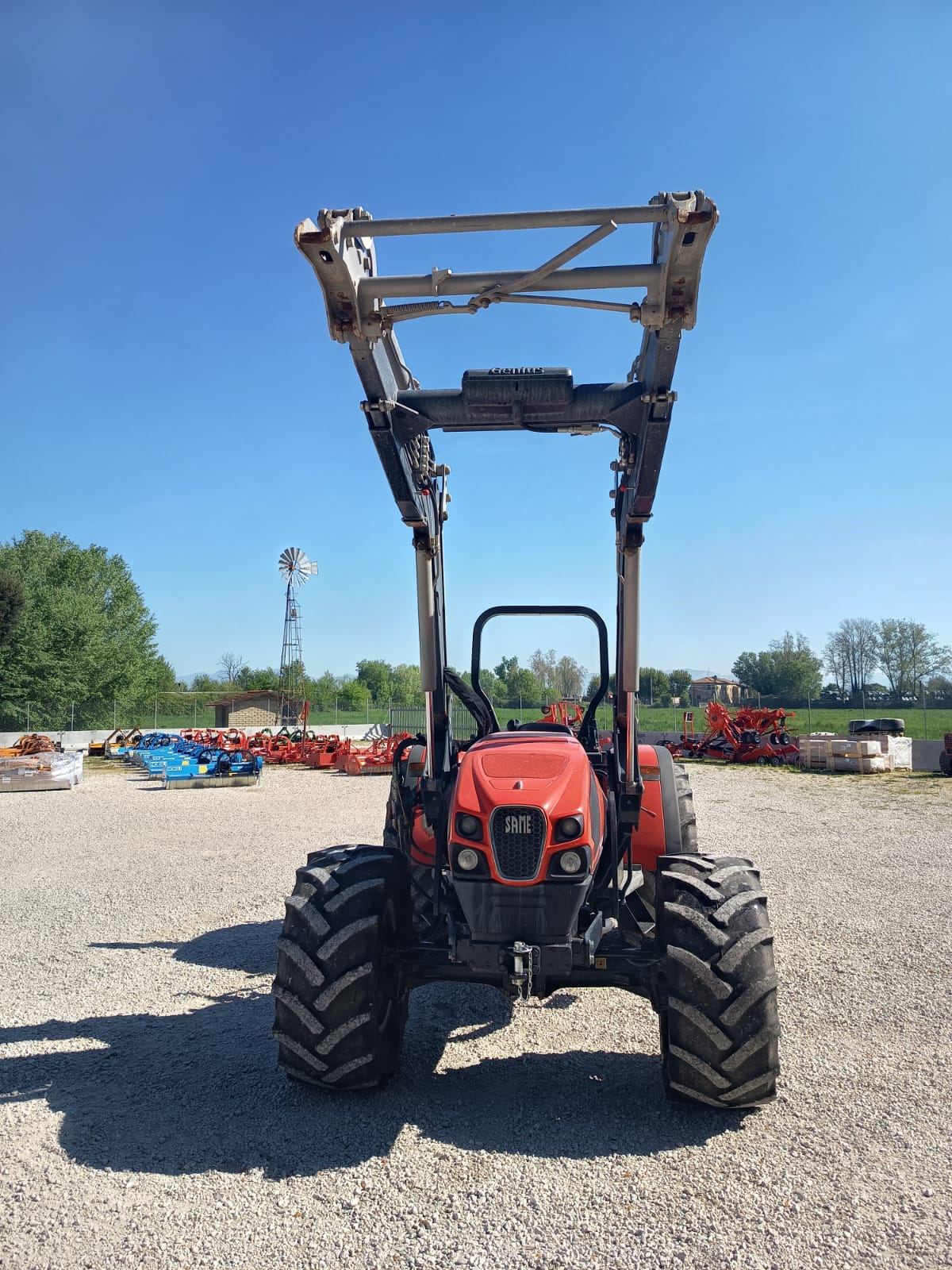 
								Trattore Agricolo Usato Same Explorer 105 TB con Caricatore Frontale Sigma 4 Iron – 105 CV – 2018 – 4.963 h – € 35.000 full									