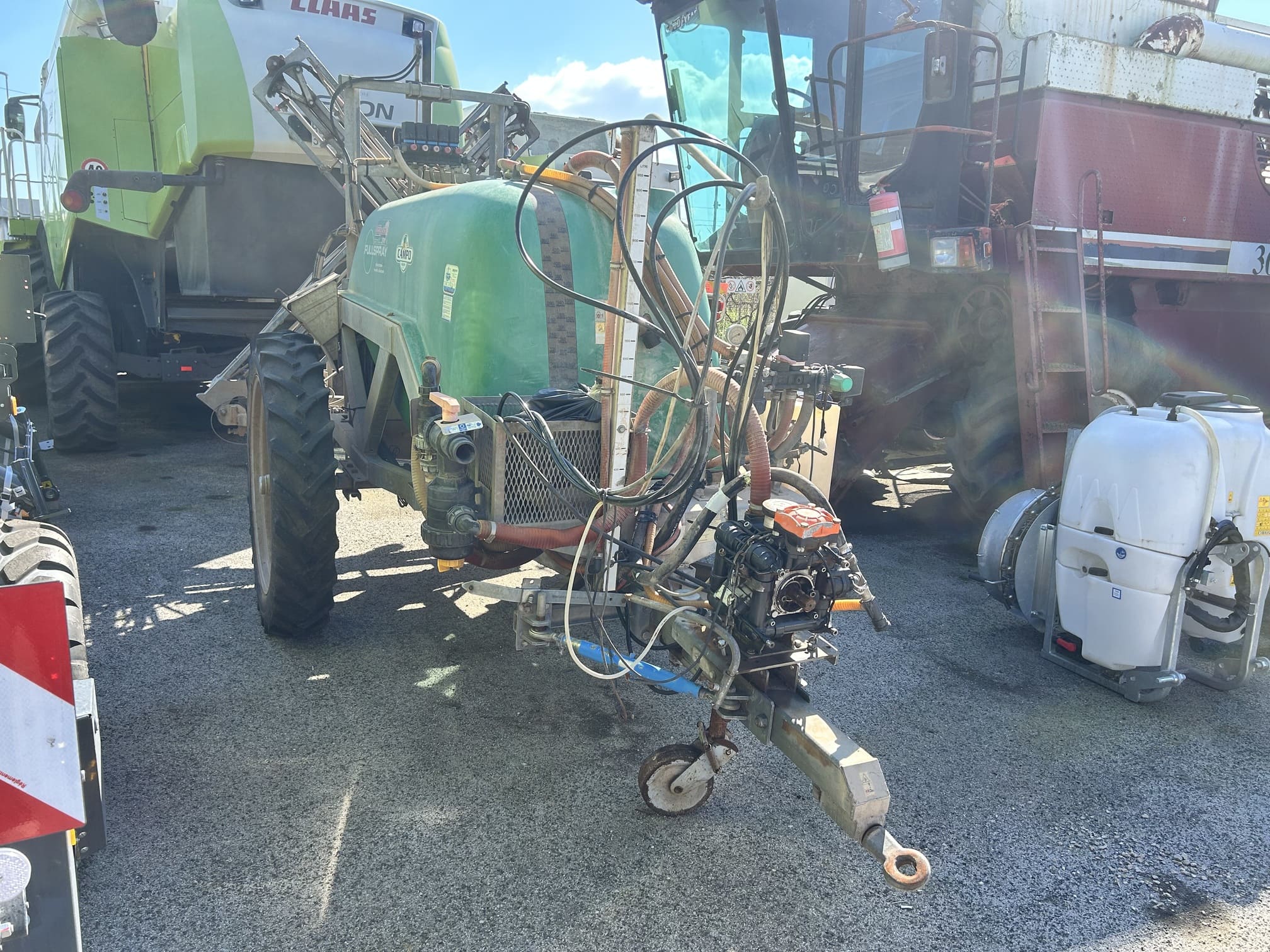 
								Polverizzatore trainato Unigreen Campo 16 HT Usato buono stato – Barra Irroratrice – € 6.600 full									