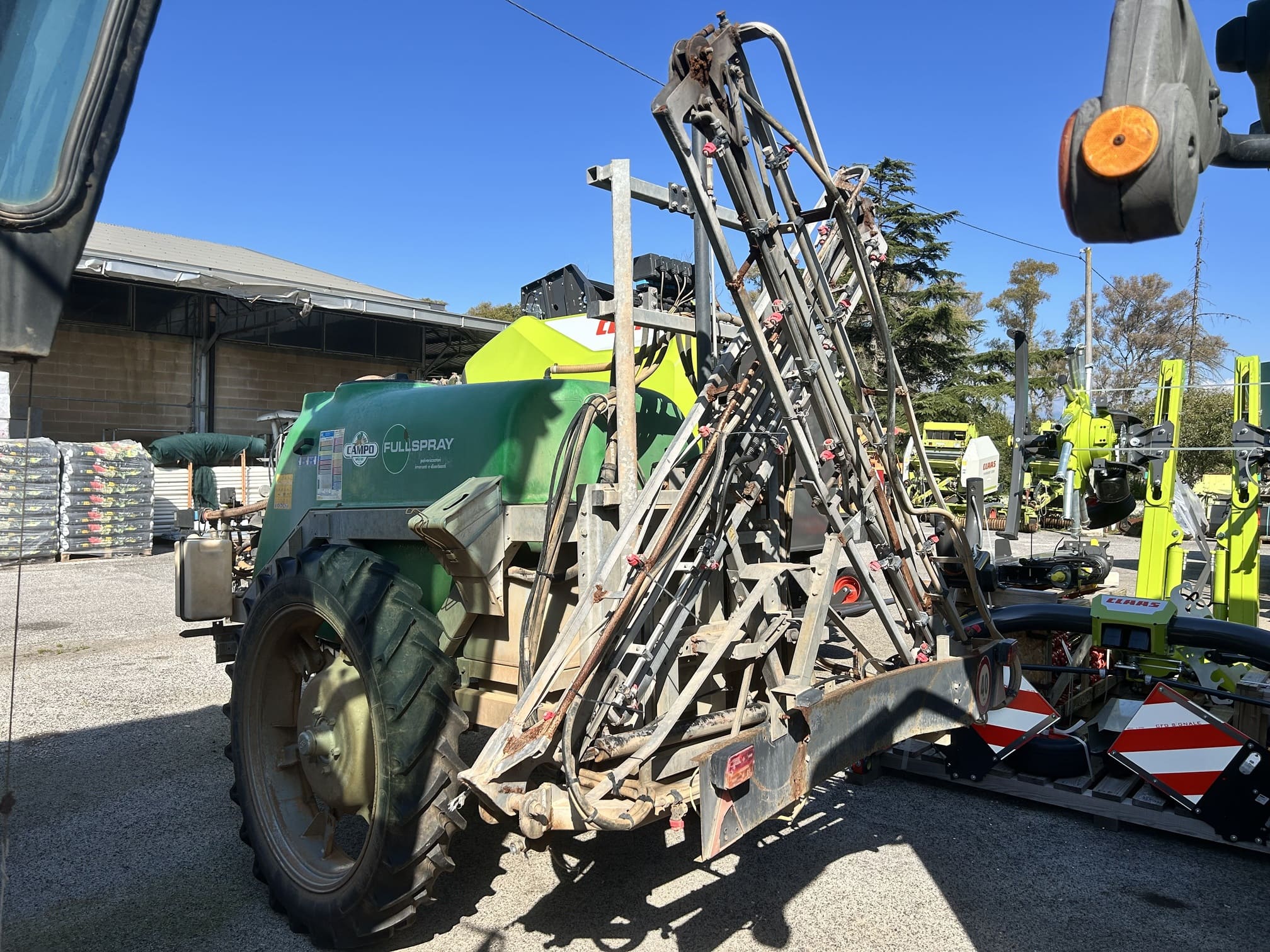 
								Polverizzatore trainato Unigreen Campo 16 HT Usato buono stato – Barra Irroratrice – € 6.600 full									