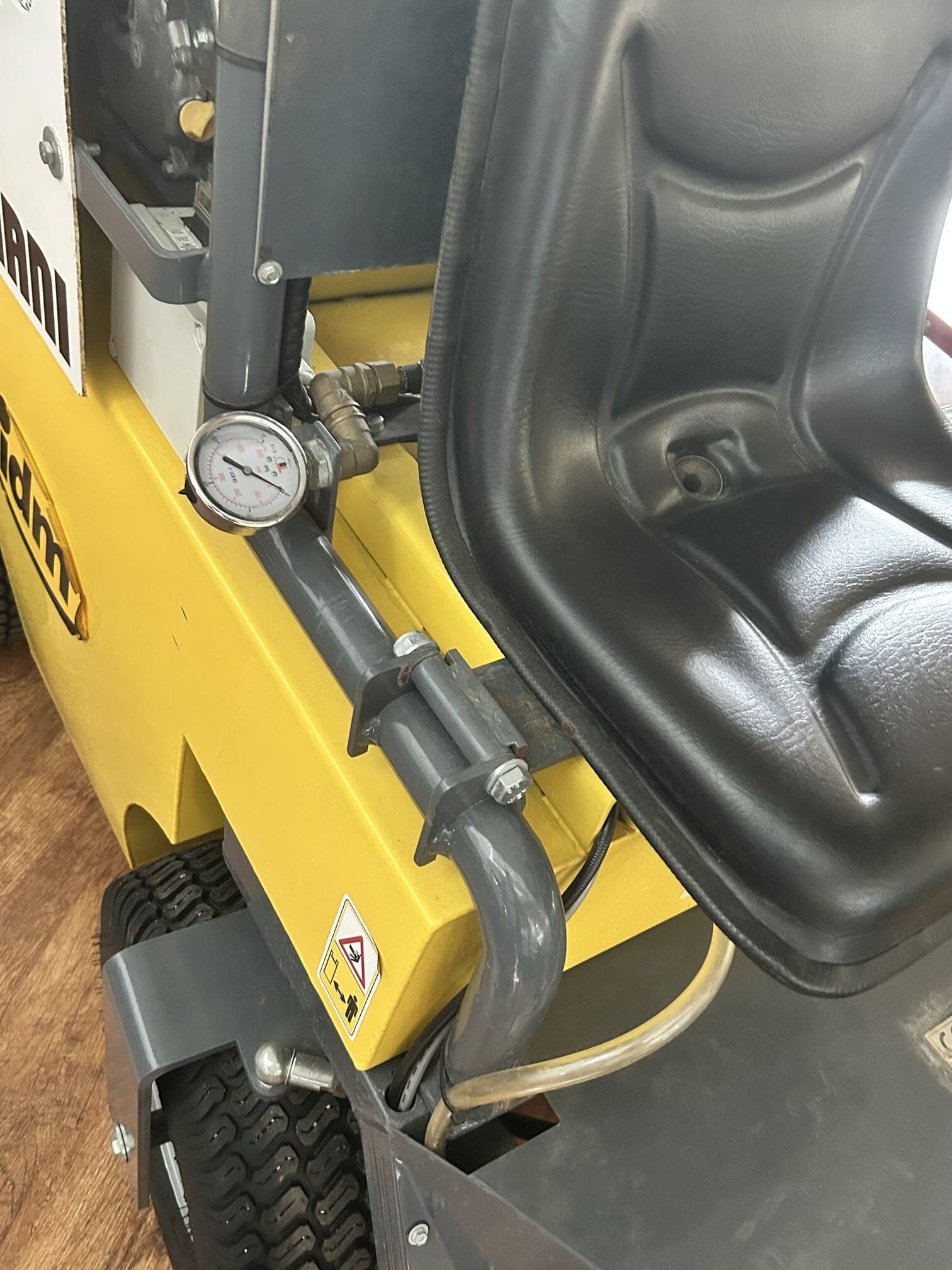 
								Macchina irroratrice IDM Mini Sprayer SEMINUOVA ottimo stato – € 11.890 full									