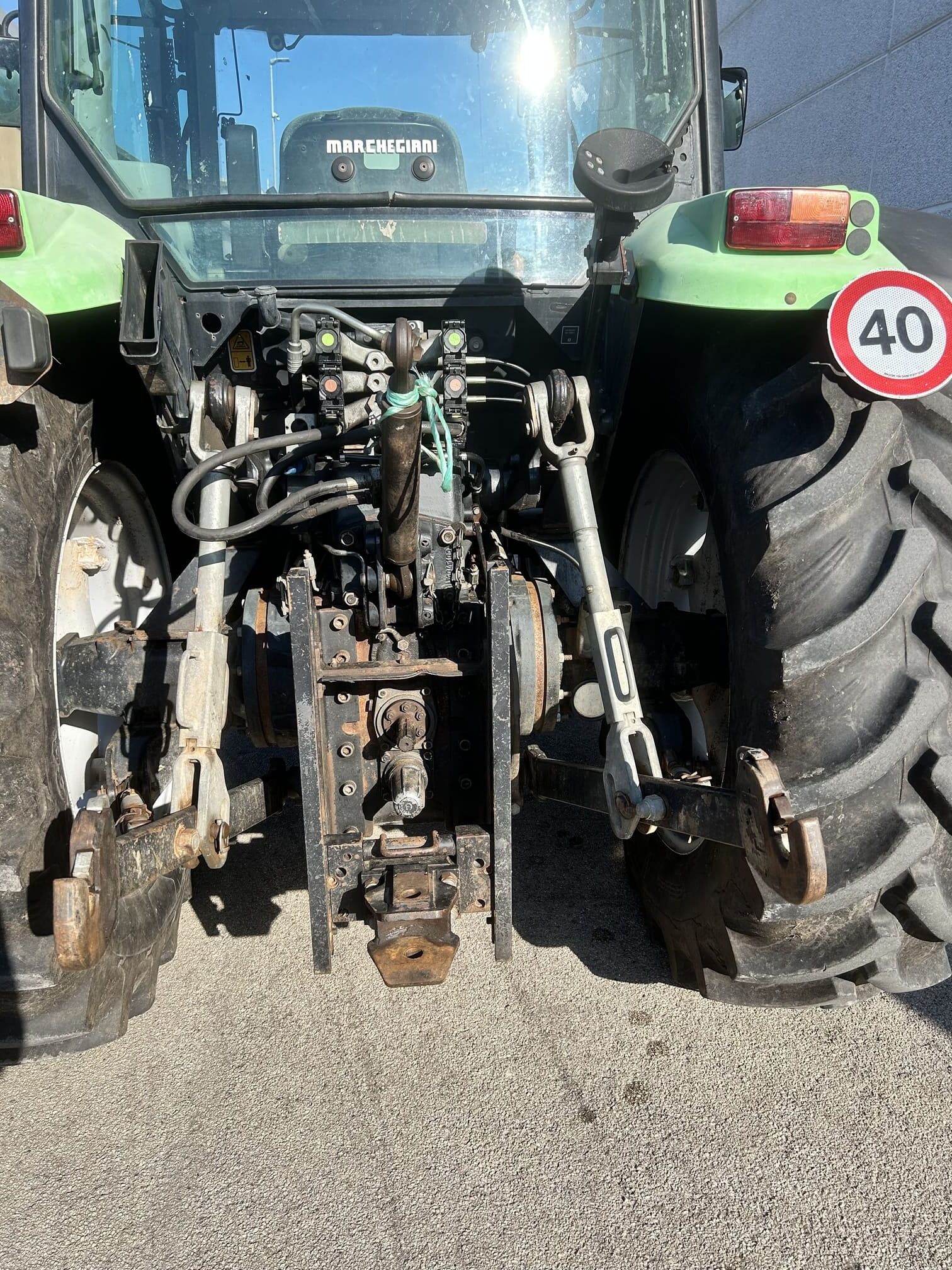 
								Trattore agricolo DEUTZ-FAHR Agrofarm 430 Usato – 2013 – 4.246 h – 109CV – € 28.900 full									