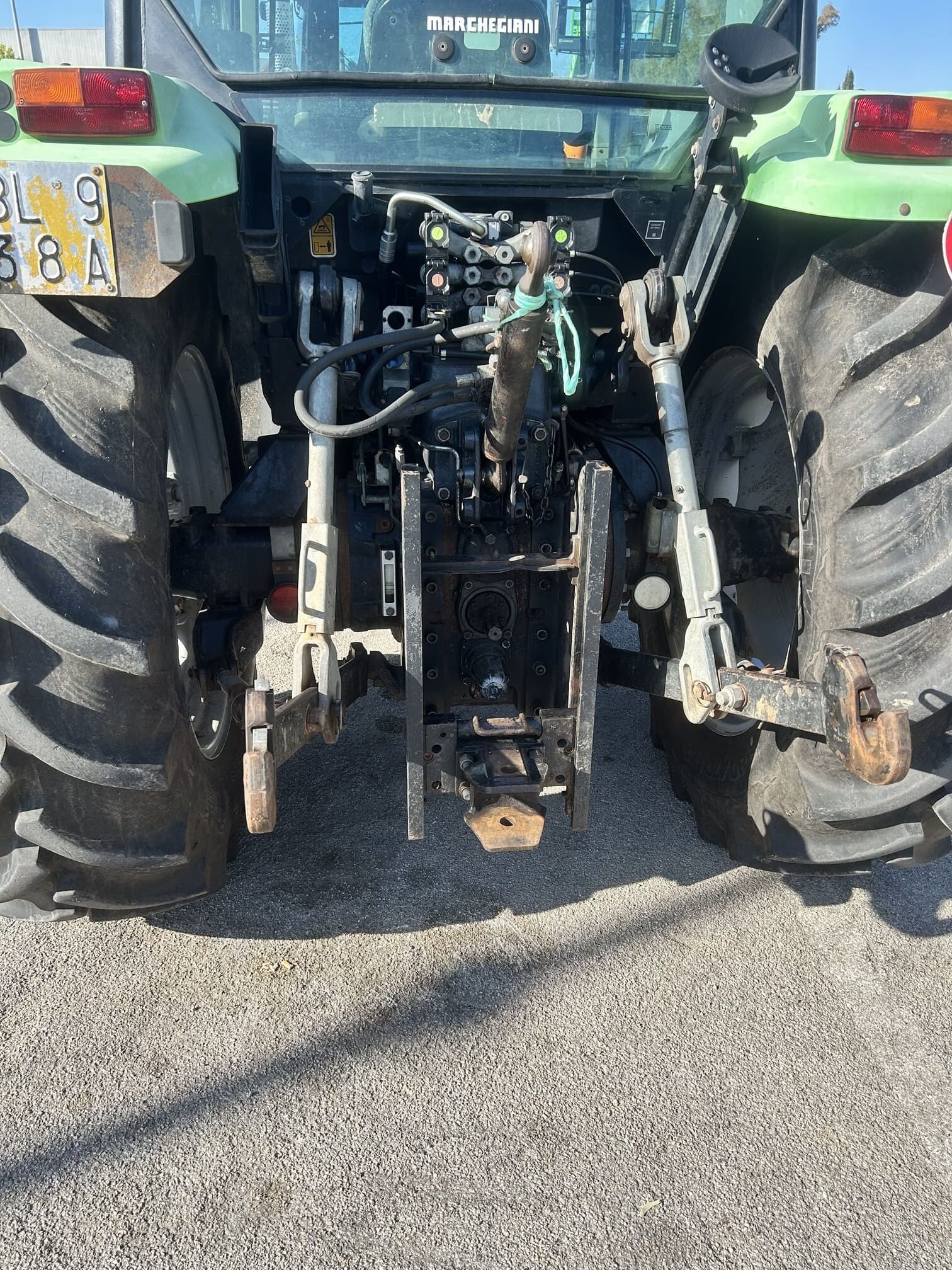 
								Trattore agricolo DEUTZ-FAHR Agrofarm 430 Usato – 2013 – 4.246 h – 109CV – € 28.900 full									