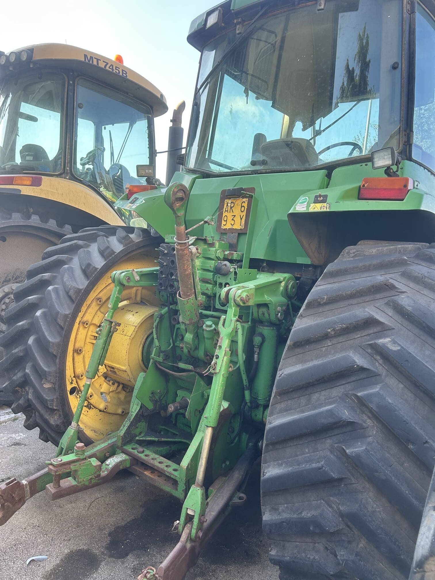 
								Trattore agricolo JOHN DEERE 8310 T Usato – 2002 – 7000 h – 230CV – € 45.000 full									