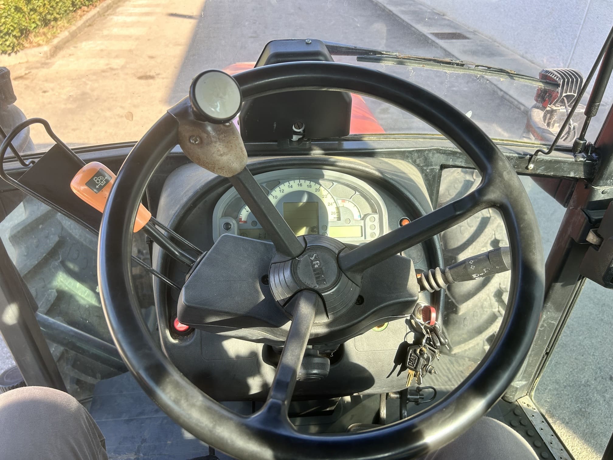 
								Trattore agricolo SAME DORADO 86 DT Usato – 2008 – 15.907 h – 86CV – € 24.500 full									