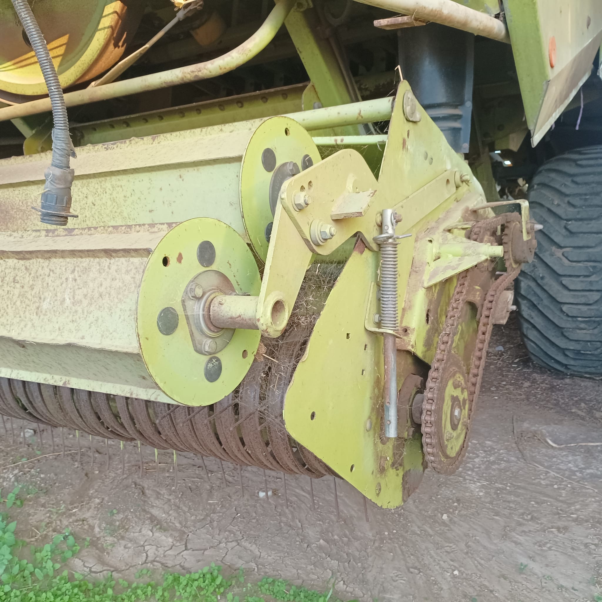 
								Pressa quadra CLAAS Quadrant 2200 Usata – buono stato – Prezzo su richiesta full									