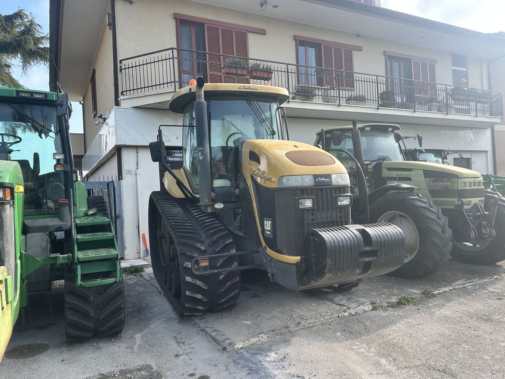
								Trattore agricolo cingolato CAT Challenger MT 745 B usato – 292 CV – 2006 – Prezzo su richiesta full									