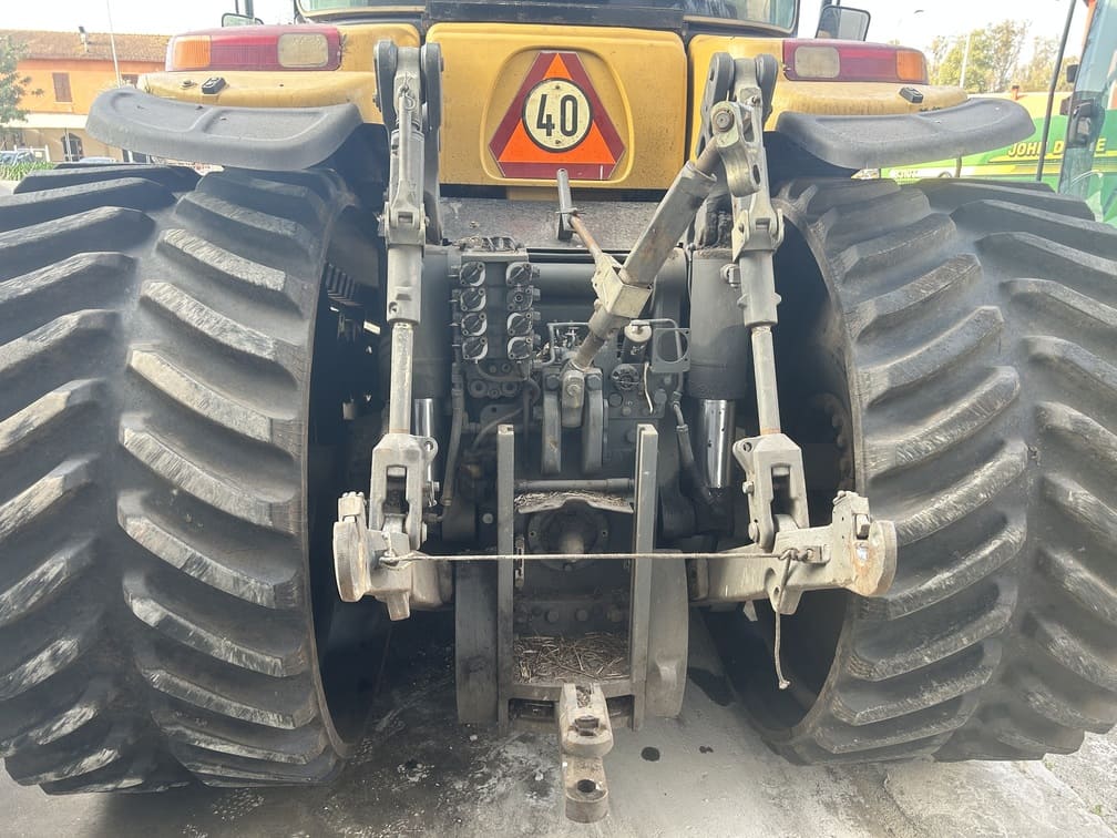 
								Trattore agricolo cingolato CAT Challenger MT 745 B usato – 292 CV – 2006 – Prezzo su richiesta full									