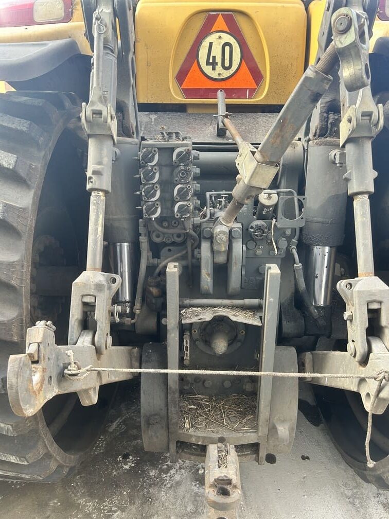 
								Trattore agricolo cingolato CAT Challenger MT 745 B usato – 292 CV – 2006 – Prezzo su richiesta full									