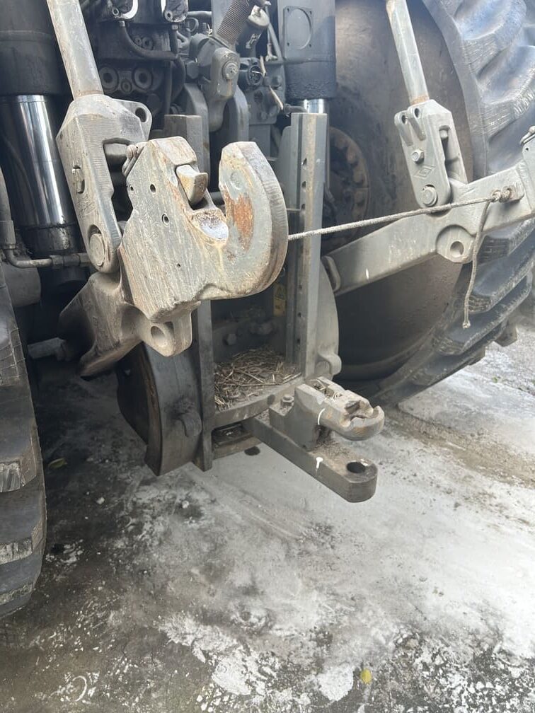 
								Trattore agricolo cingolato CAT Challenger MT 745 B usato – 292 CV – 2006 – Prezzo su richiesta full									