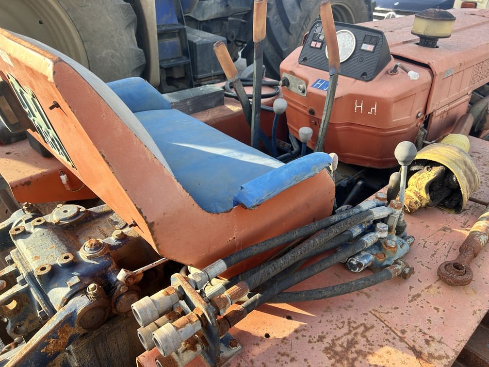 
								Trattore cingolato usato SAME Minitauro 60C – 1981 – 60CV – € 4.890 full									