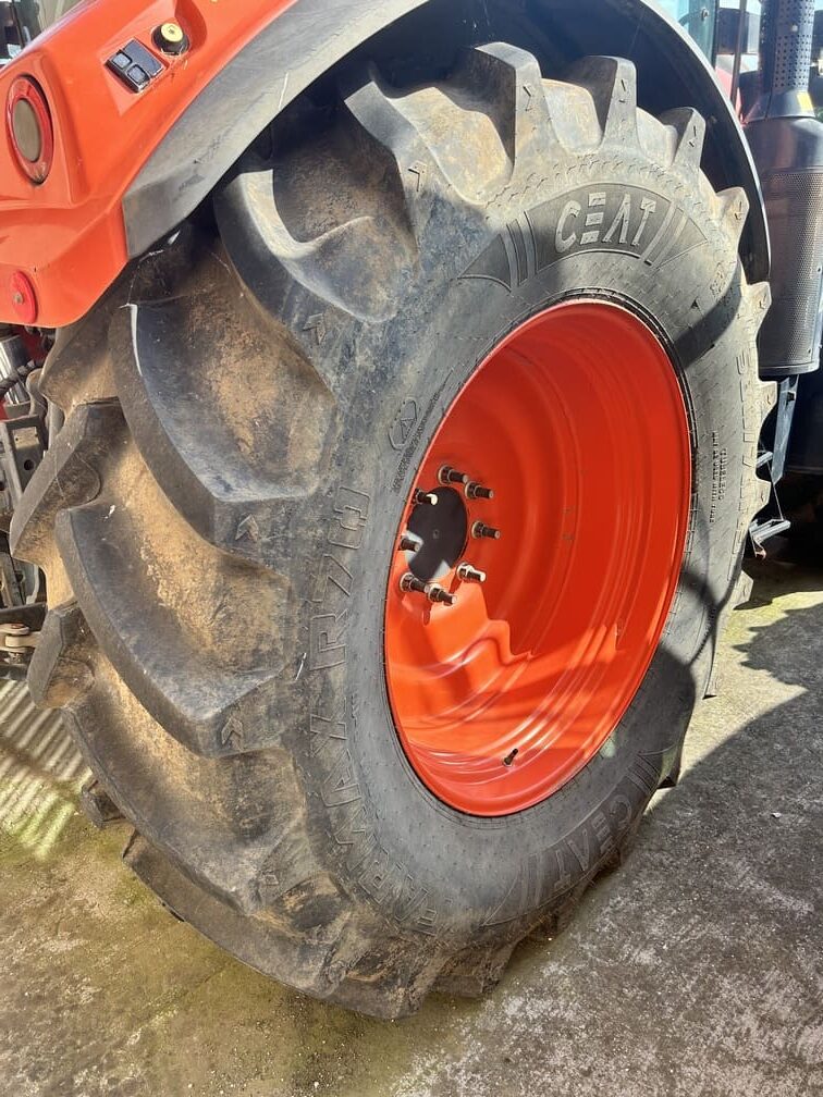 
								Trattore agricolo KUBOTA M7151 Usato – 2022 – 11.500 h – 150CV – € 41.990 full									
