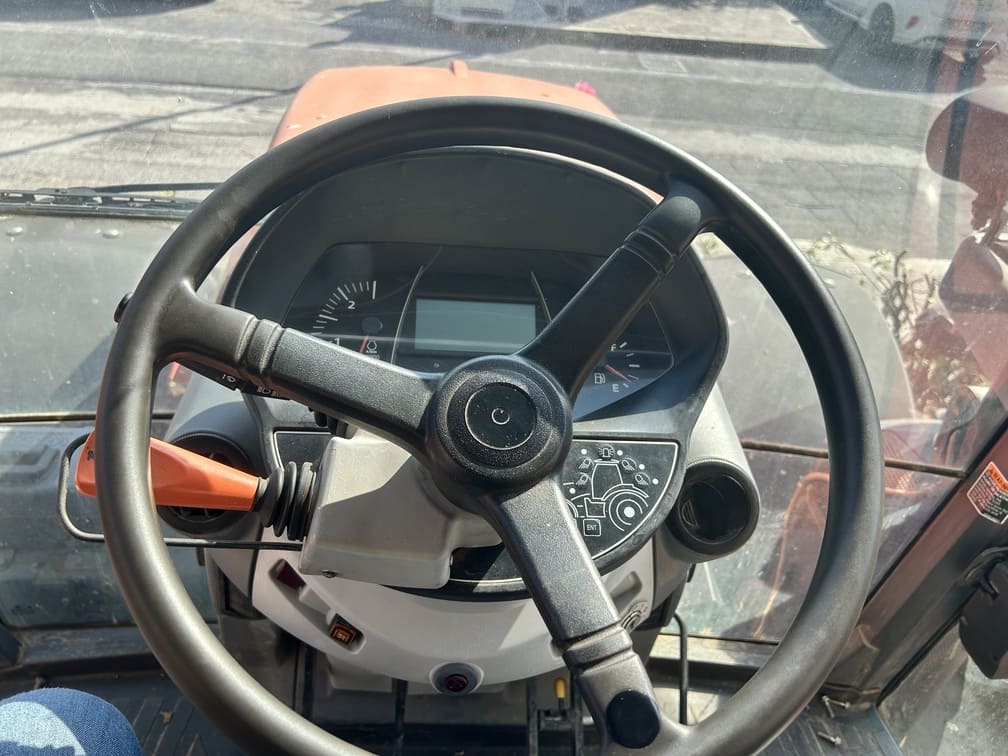 
								Trattore agricolo KUBOTA M7151 Usato – 2022 – 11.500 h – 150CV – € 41.990 full									
