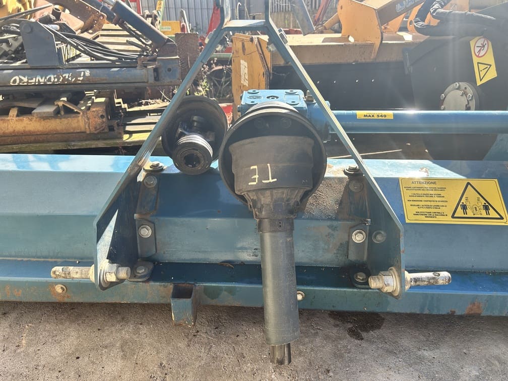 
								Trinciatrice agricola UBALDI TE 160 Usata buono stato – € 1.490 full									