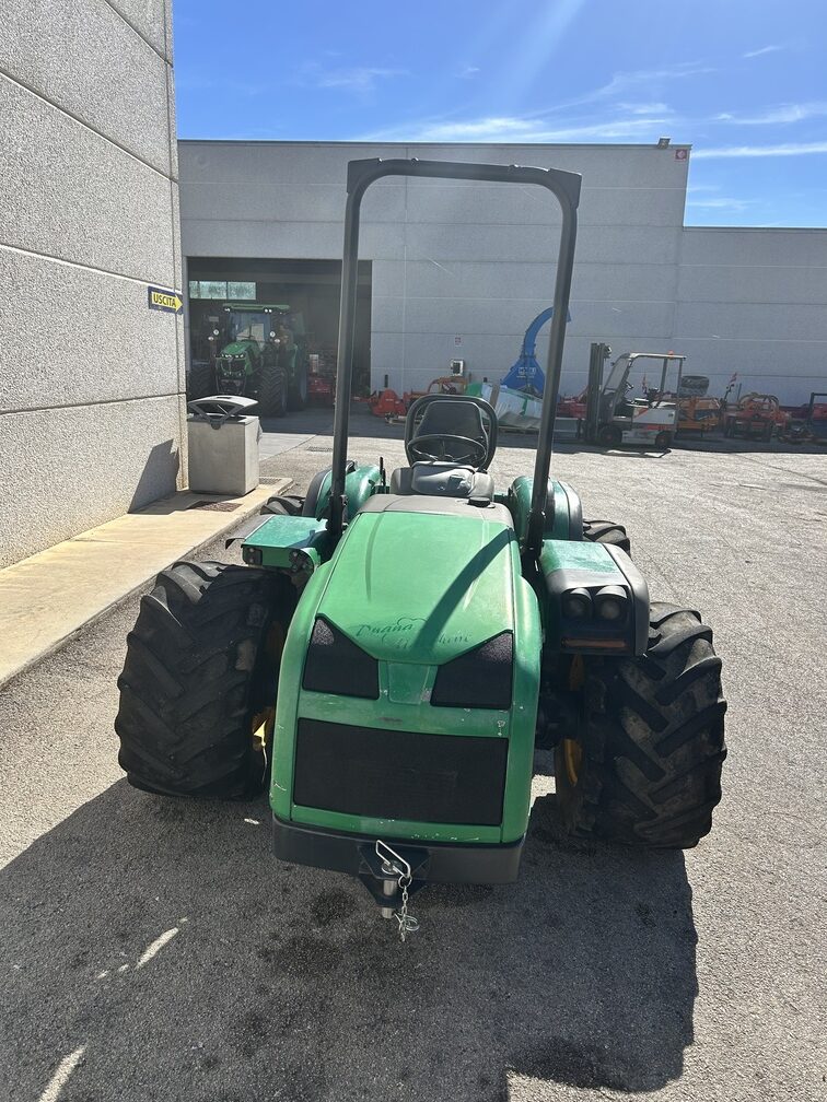 Trattore Agricolo FERRARI Vega 85 Usato – 2011 – 5.348 Ore – 85CV – € 18.990