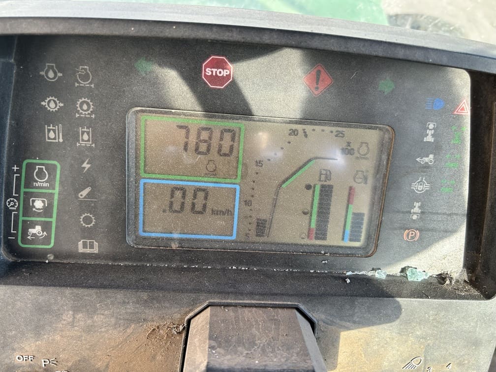 
								Trattore agricolo JOHN DEERE 7700 Usato – 1998 – 8.400 h – 150CV – € 22.900 full									