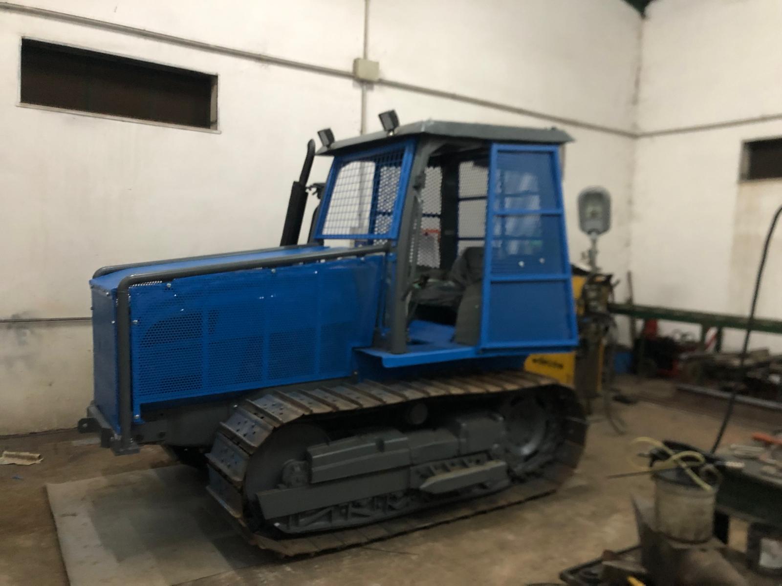
								Trattore cingolato uso forestale LANDINI 105 Trekker Usato – circa 5.000 Ore – 105CV – € 19.000,00 full									