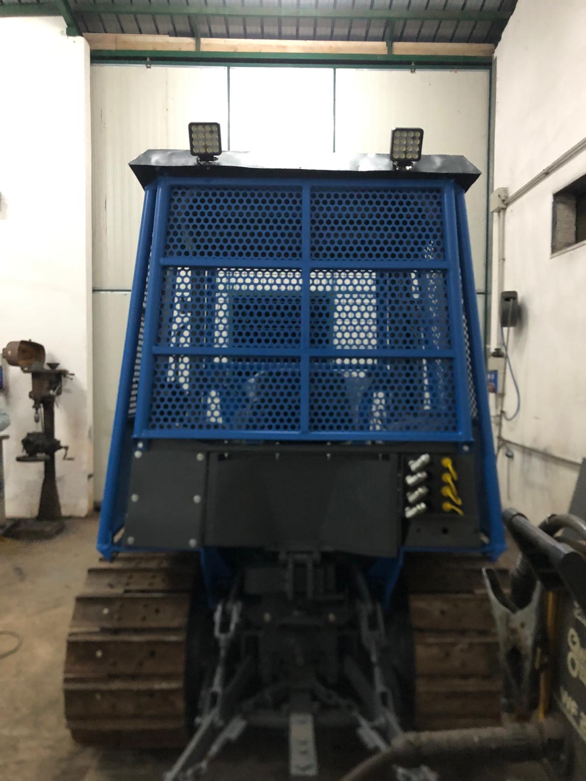 
								Trattore cingolato uso forestale LANDINI 105 Trekker Usato – circa 5.000 Ore – 105CV – € 19.000,00 full									