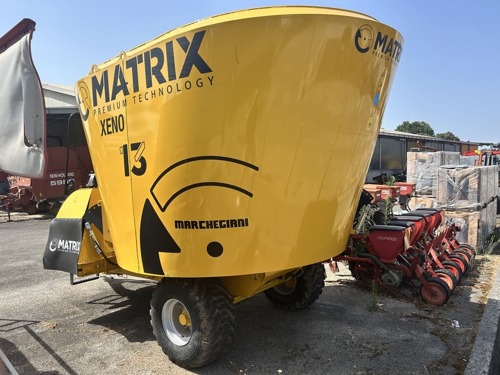 Carro miscelatore trainato ITALMIX Matrix Xeno 13 Usato – come nuovo – anno 2025 – Prezzo su richiesta