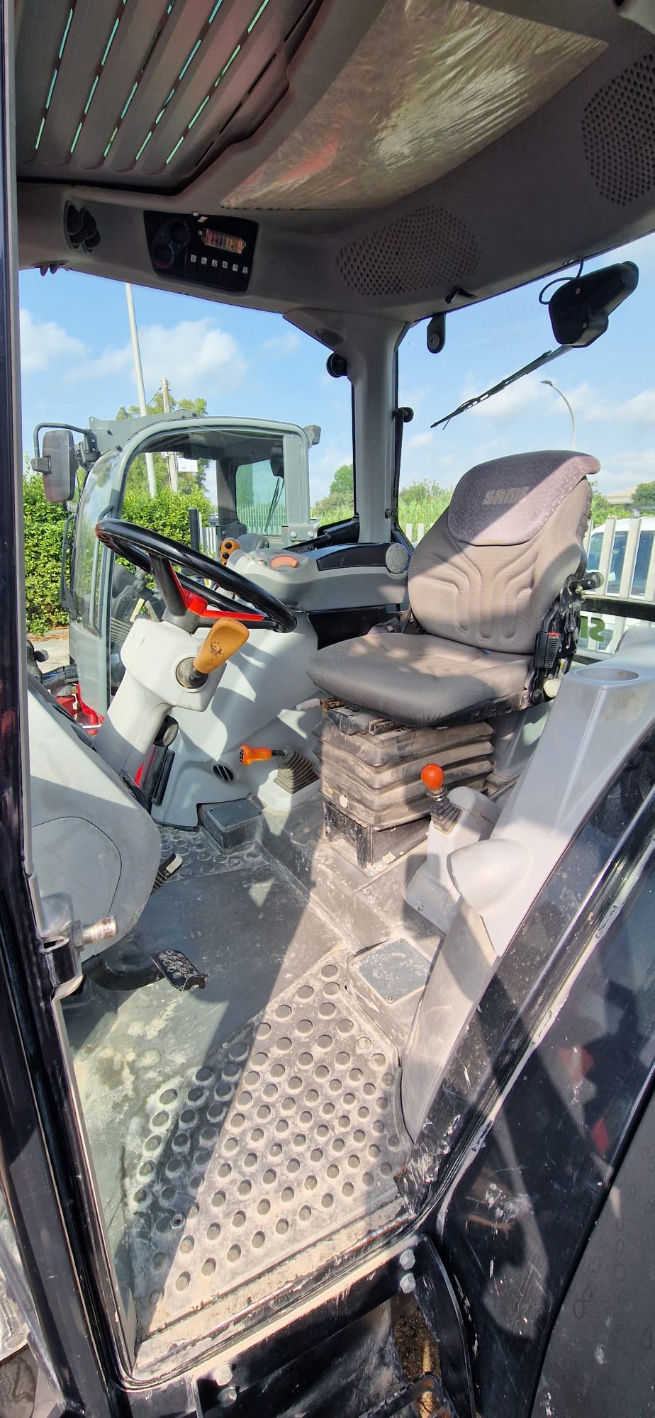 
								Trattore agricolo SAME Silver 110 Usato – 8.056 Ore – anno 2011 – 110CV – € 24.900 full									