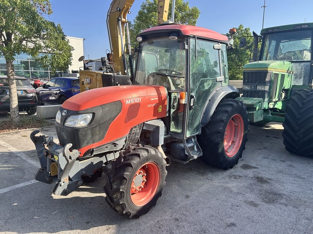
								Trattore agricolo KUBOTA Narrow M5101 Usato – 5.941 Ore – anno 2020 – 105CV – € 29.900 full									