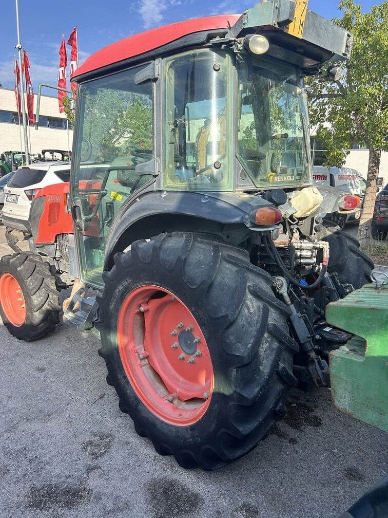 
								Trattore agricolo KUBOTA Narrow M5101 Usato – 5.941 Ore – anno 2020 – 105CV – € 29.900 full									