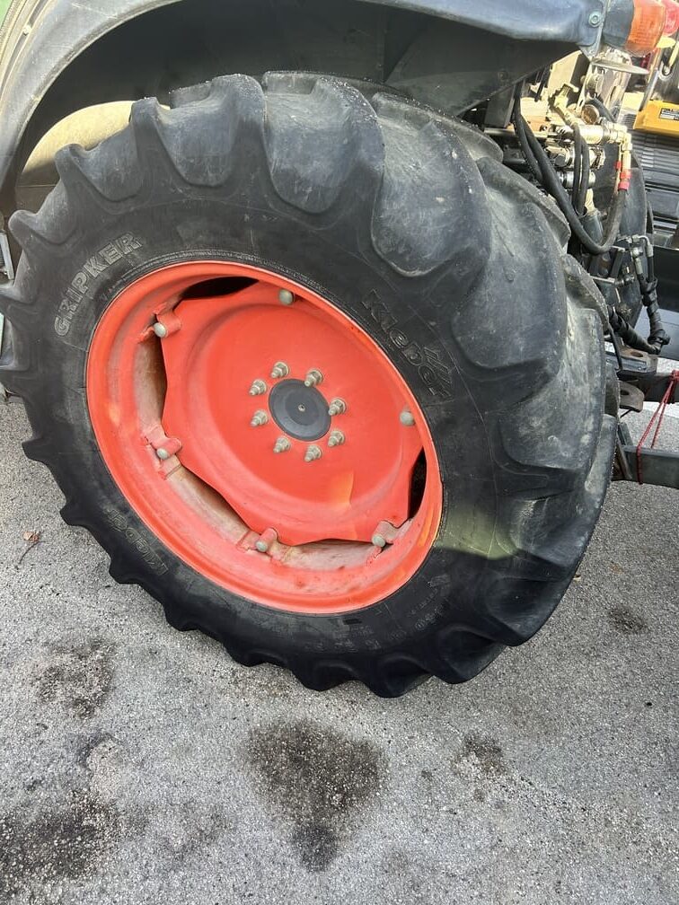 
								Trattore agricolo KUBOTA Narrow M5101 Usato – 5.941 Ore – anno 2020 – 105CV – € 29.900 full									