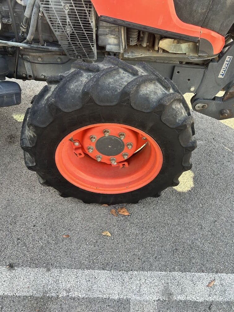 
								Trattore agricolo KUBOTA Narrow M5101 Usato – 5.941 Ore – anno 2020 – 105CV – € 29.900 full									