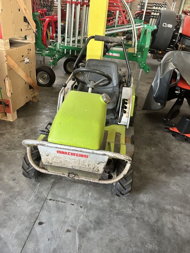 
								Trattorino Rasaerba Grillo Climber 9.21 Usato – Buono Stato – € 2.900 full									