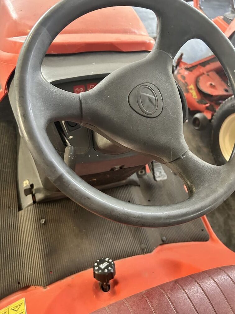
								Trattorino Rasaerba KUBOTA GR 2100-II Usato 4×4 Diesel – Buono Stato – € 5.900 full									