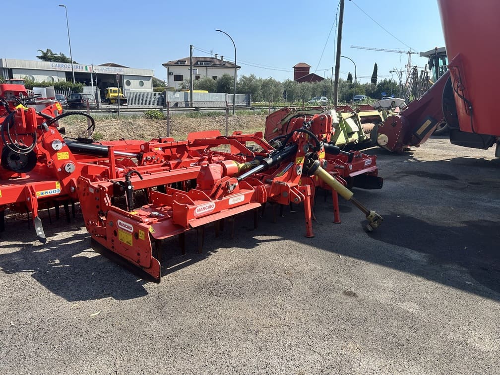 Erpice rotante MASCHIO Falco 4000 Usato ottimo stato – 4.00 m larghezza lavoro – Anno 2014 – € 11.500