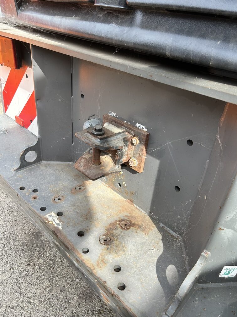 
								Trinciaforaggi semovente CLAAS Jaguar 870/A Usato – 4WD – Idrostatica – anno 2006 – 453CV – € 64.900 full									