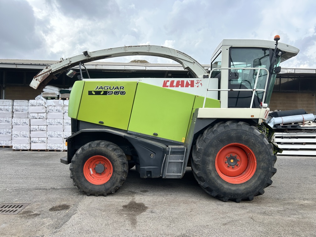 
								Trinciaforaggi semovente CLAAS Jaguar 870/A Usato – 4WD – Idrostatica – anno 2006 – 453CV – € 64.900 full									