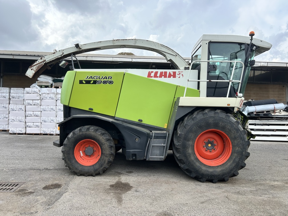 
								Trinciaforaggi semovente CLAAS Jaguar 870/A Usato – 4WD – Idrostatica – anno 2006 – 453CV – € 64.900 full									