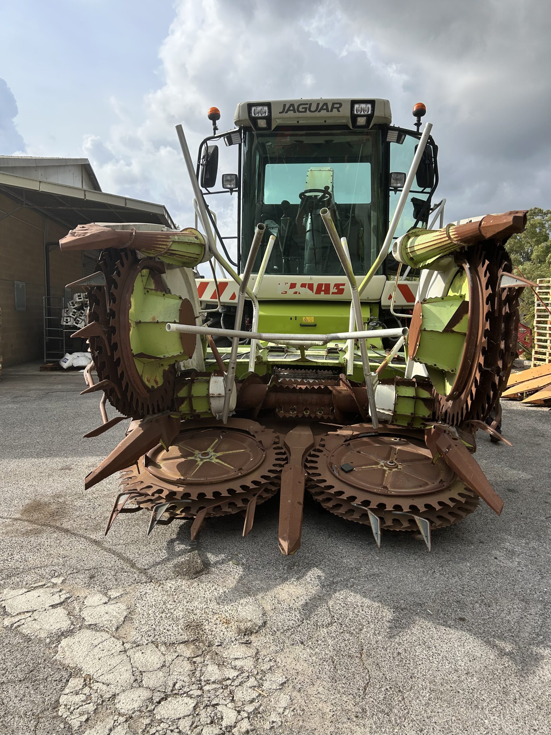 
								Barra trinciatrice CLAAS RU 600 XTRA Usata – 6 metri di estensione – € 14.900 full									