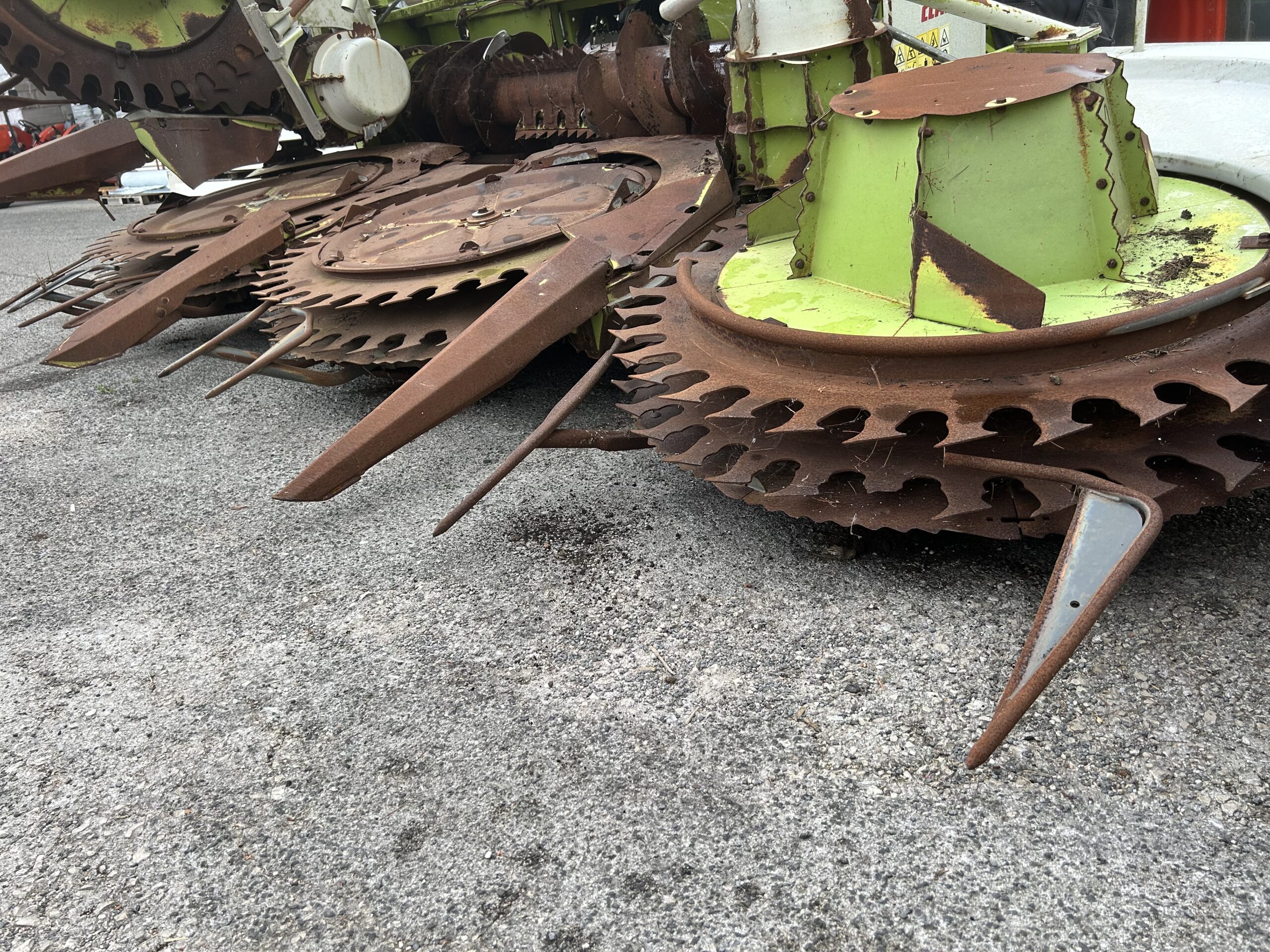 
								Barra trinciatrice CLAAS RU 600 XTRA Usata – 6 metri di estensione – € 14.900 full									