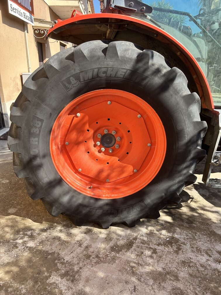 
								Trattore agricolo KUBOTA M135 GX IV Usato – guida satellitare Topcon RTK da quotare a parte – anno 2021 – 143CV – € 33.500 full									