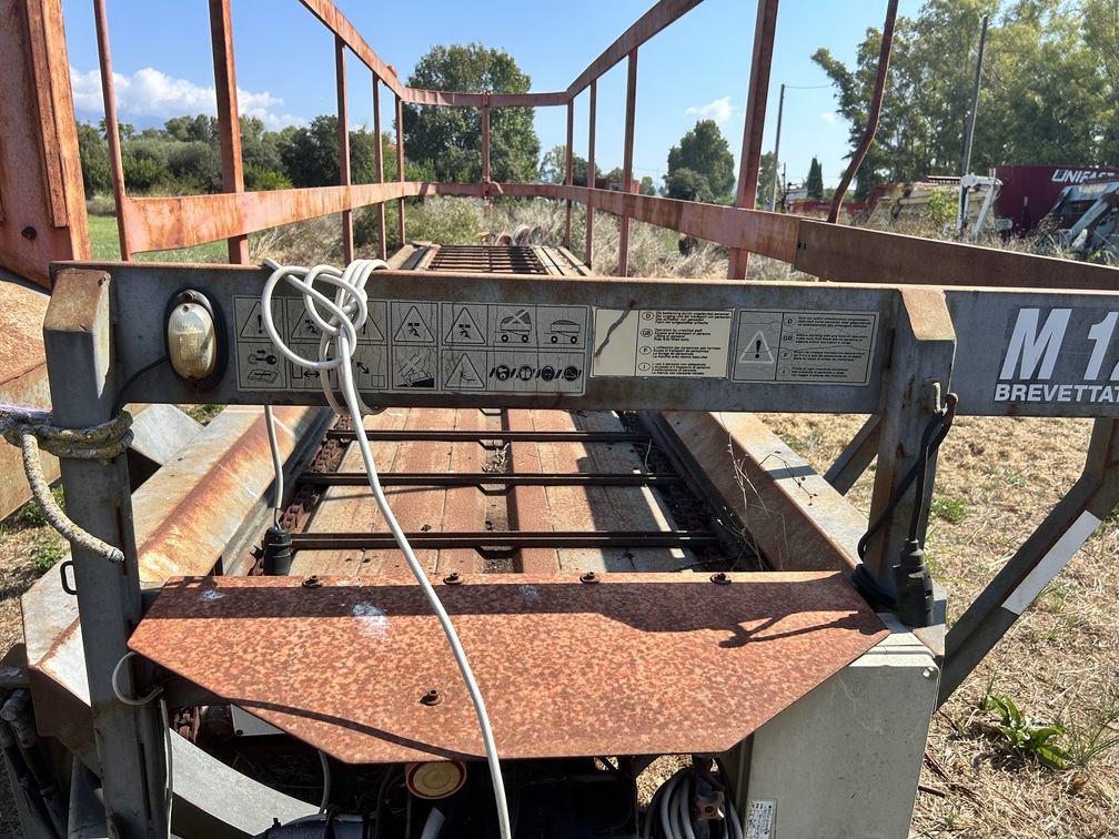 
								Carrellone porta balloni MUTTI AMOS M12 – Rimorchio Agricolo Usato – € 6.500 full									