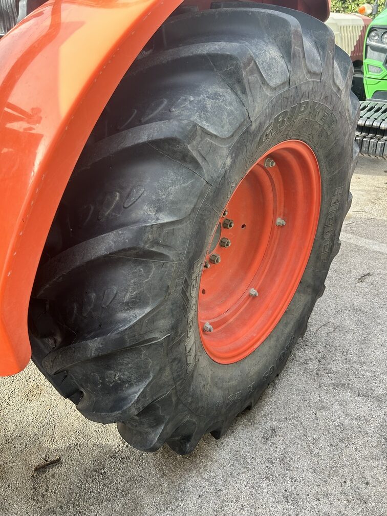 
								Trattore agricolo KUBOTA M5111 Usato – 4739 ore – anno 2019 – 110CV – € 26.500 full									