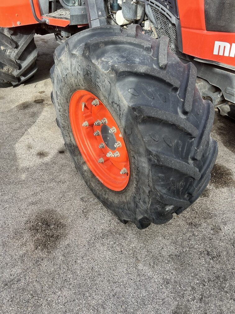 
								Trattore agricolo KUBOTA M5111 Usato – 4739 ore – anno 2019 – 110CV – € 26.500 full									