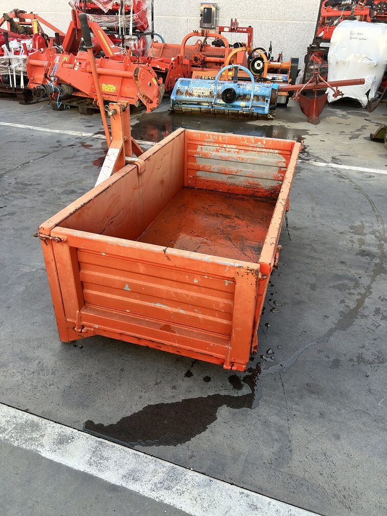 
								Rimorchio cassoncino Usato – 2011 – ottimo stato – € 790 full									