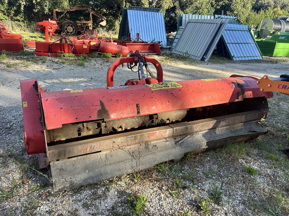 
								Trinciastocchi professionale MASCHIO Tornado 280 Usato – spostabile – anno 2018 – € 2.900 full									