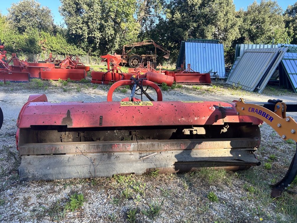
								Trinciastocchi professionale MASCHIO Tornado 280 Usato – spostabile – anno 2018 – € 2.900 full									