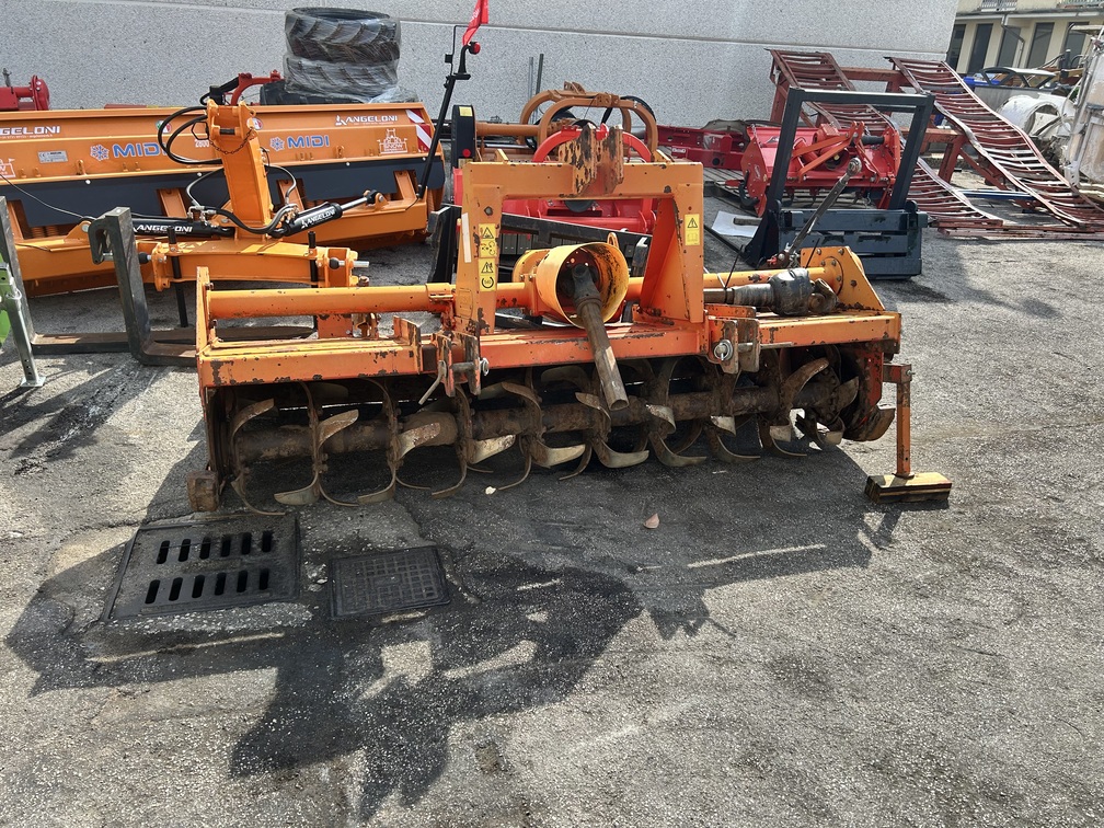 Fresa professionale MASCHIO C 230 Usato – con cardano – anno 2004 – € 1.990