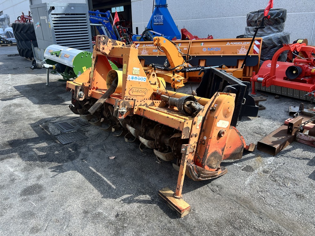 Fresa professionale MASCHIO C 230 Usato – con cardano – anno 2004 – € 1.990