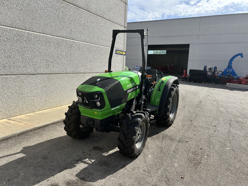 Trattore agricolo DEUTZ-FAHR 5070 DF Keyline Usato – come nuovo, Ex Demo – anno 2026 – 65CV – 98 Ore – Prezzo su richiesta