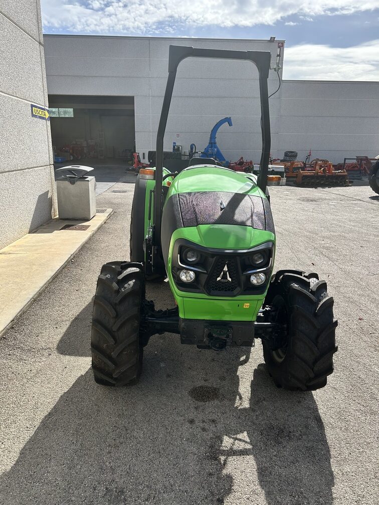 Trattore agricolo DEUTZ-FAHR 5070 DF Keyline Usato – come nuovo, Ex Demo – anno 2026 – 65CV – 98 Ore – Prezzo su richiesta